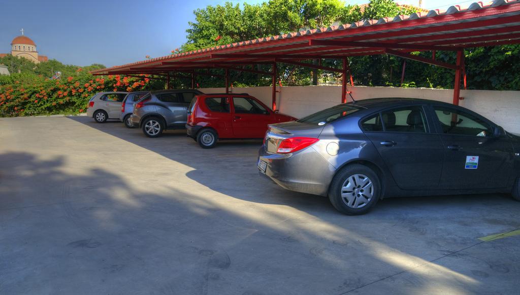 Hotel Taxiarhis Loutrá Killínis Dış mekan fotoğraf